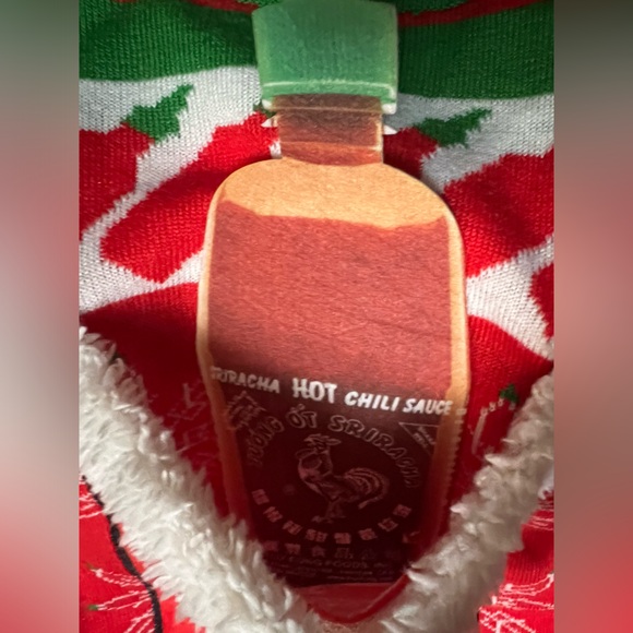 Sriracha Holiday Ugly Christmas Sweater Hot Chili Sauce Red and Green Size L EUC - Picture 4 of 5